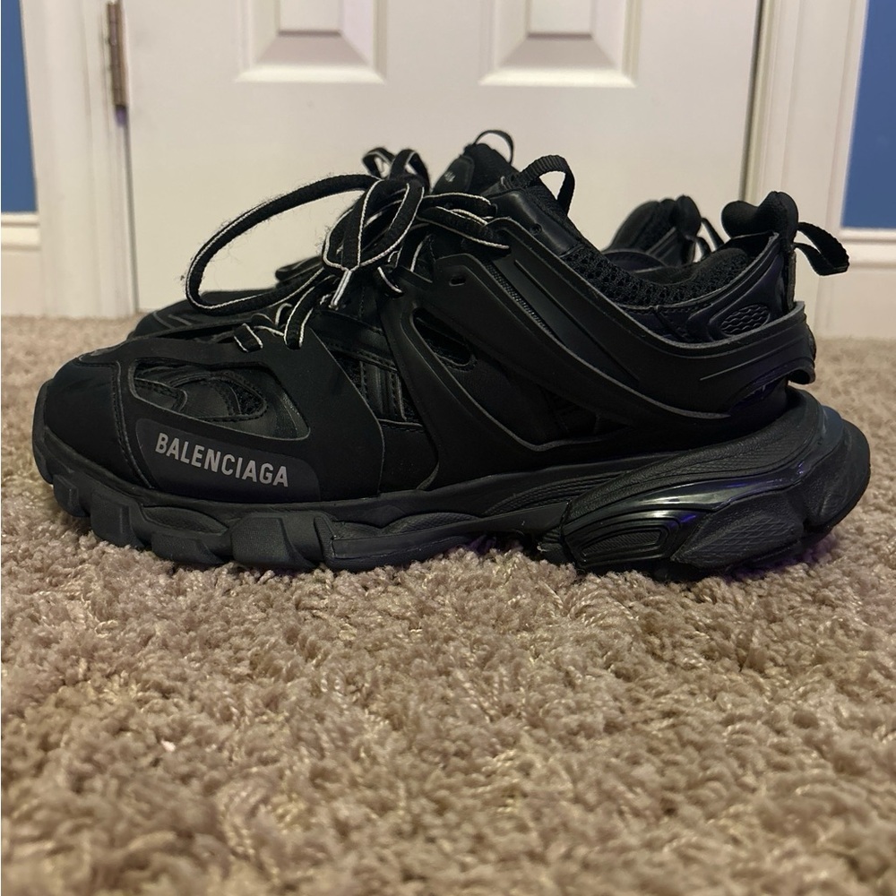 Balenciaga Tracks | Size 8 | Black